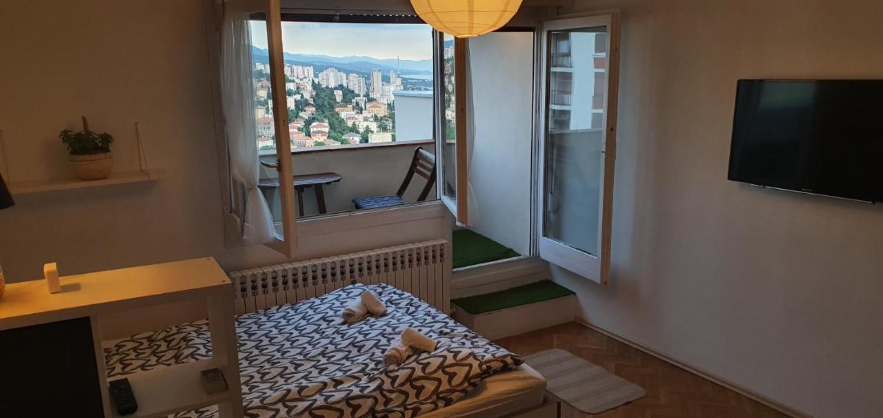 City Lights Penthouse Риека Экстерьер фото