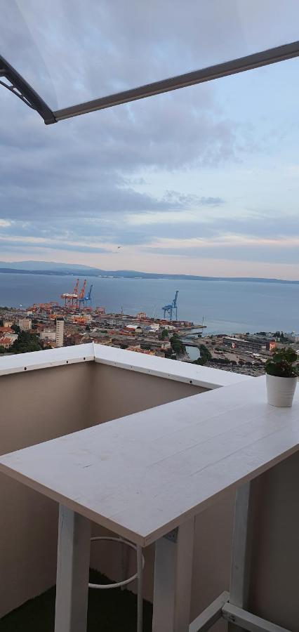 City Lights Penthouse Риека Экстерьер фото