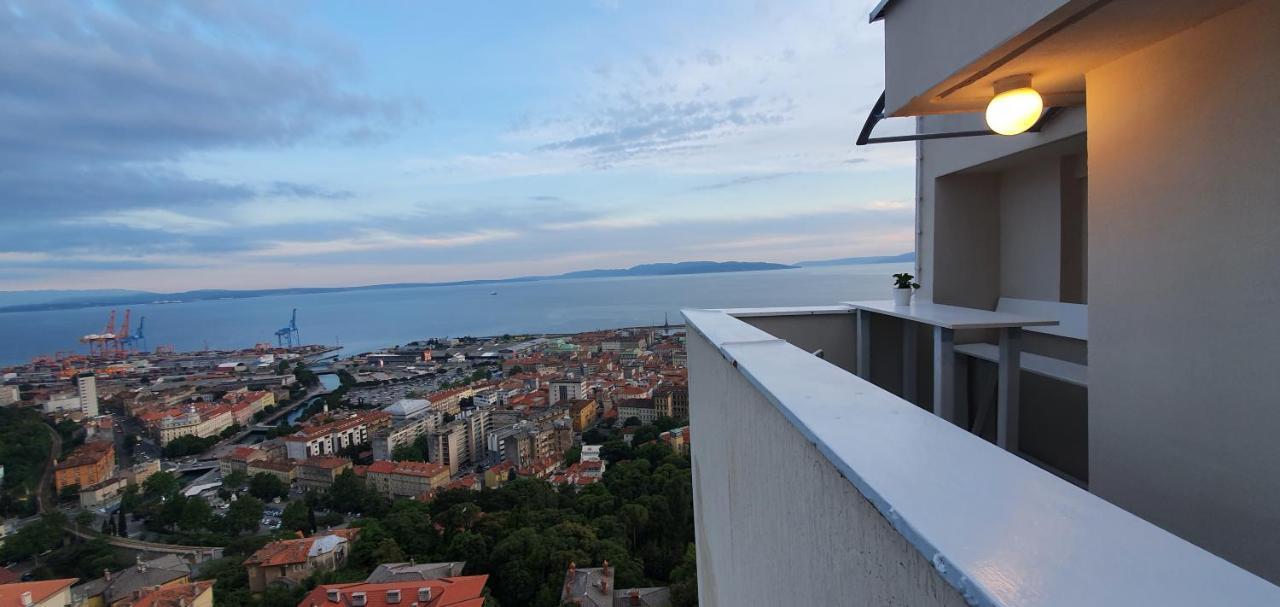 City Lights Penthouse Риека Экстерьер фото