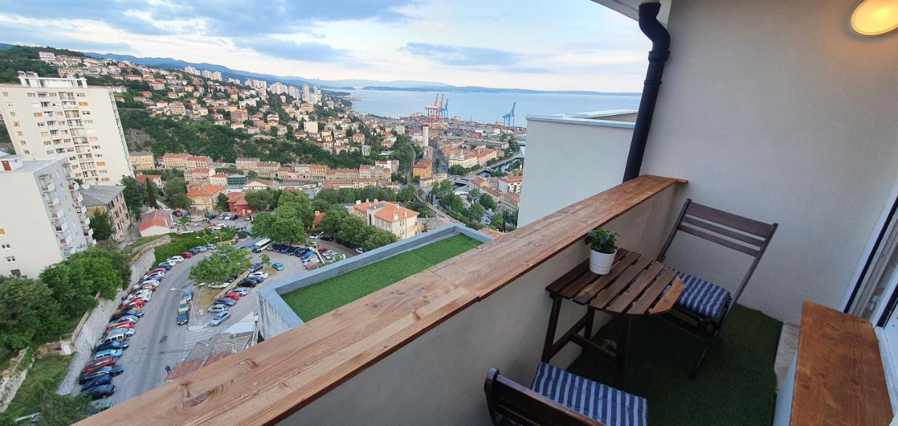 City Lights Penthouse Риека Экстерьер фото